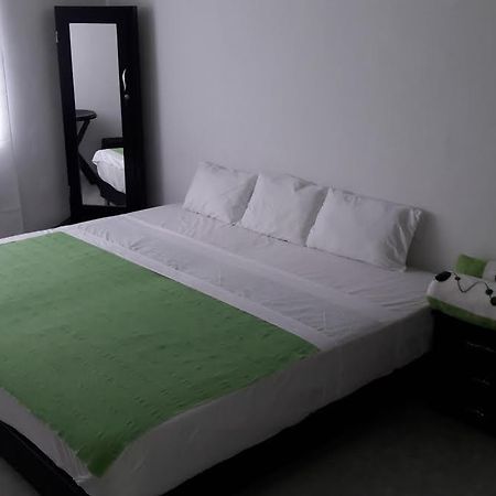 Hostal Deluxe Santander. Manizales Exterior foto
