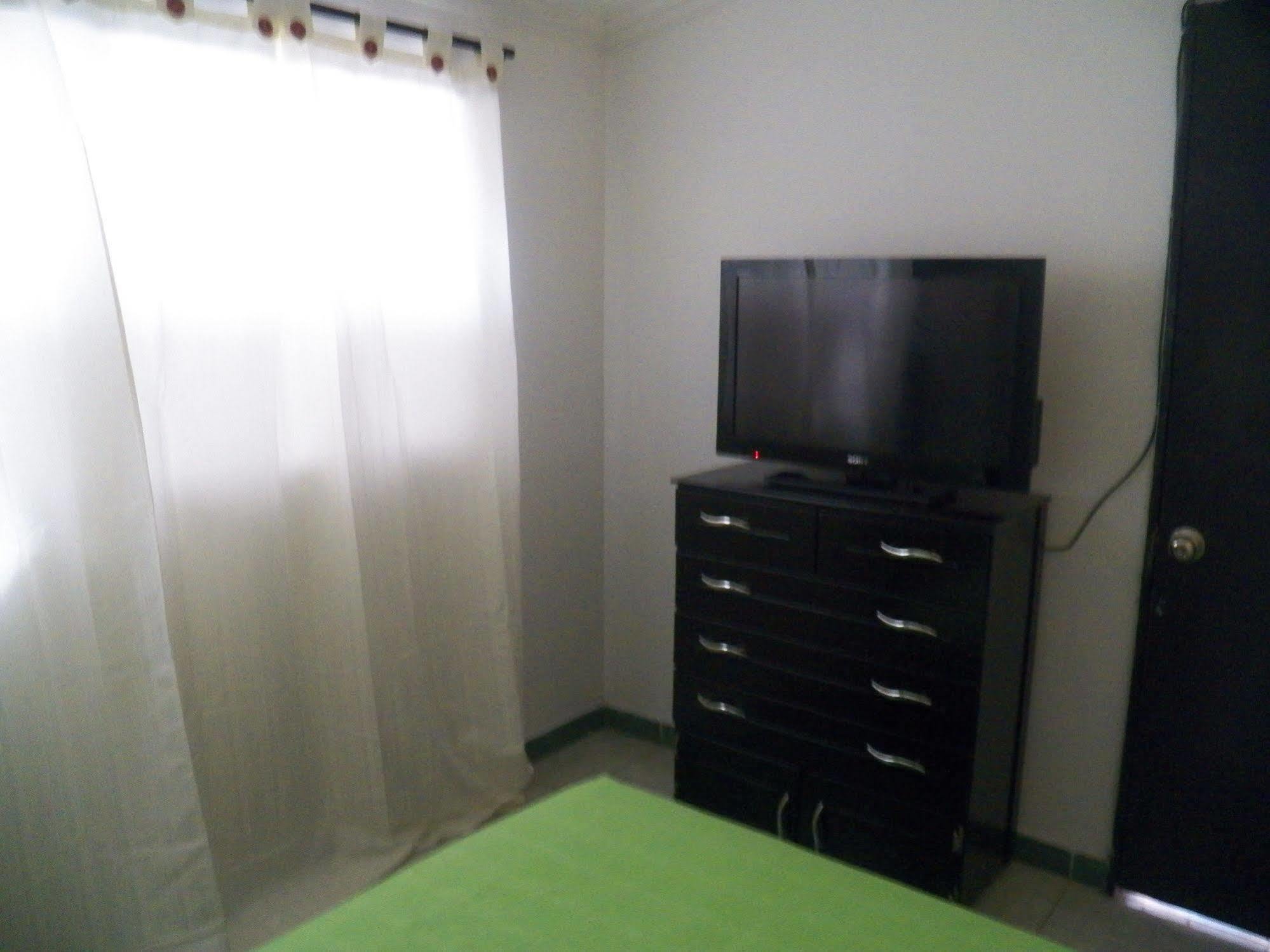 Hostal Deluxe Santander. Manizales Exterior foto